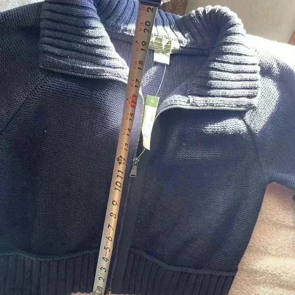 Eddie Bauer cardigan - Picture 4 of 9